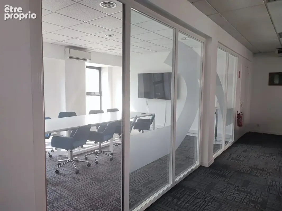 Commerce 194 m² à vendre à Vannes (56000) - photo 2