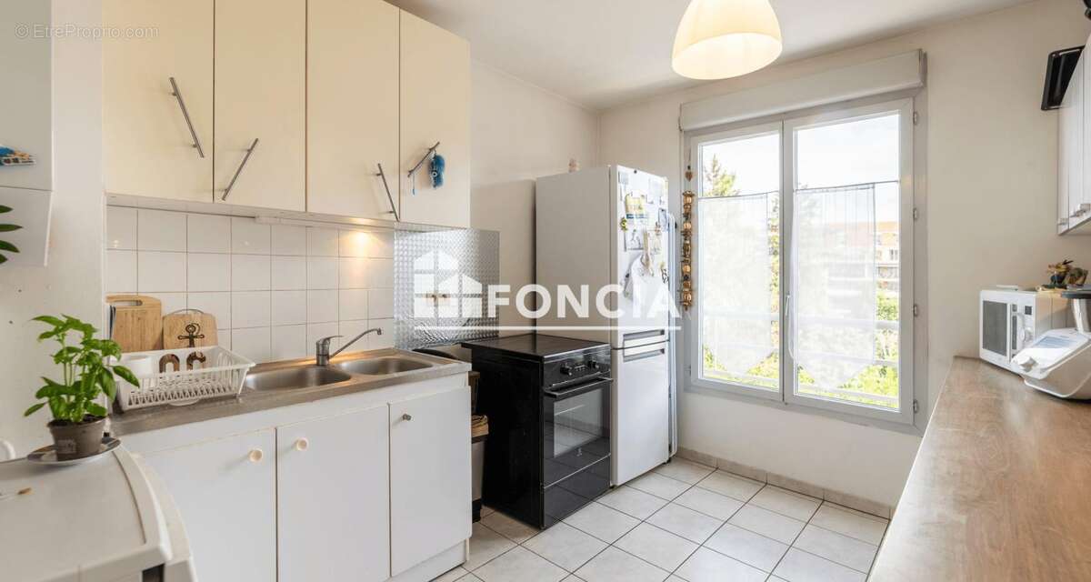 Appartement à LYON-4E