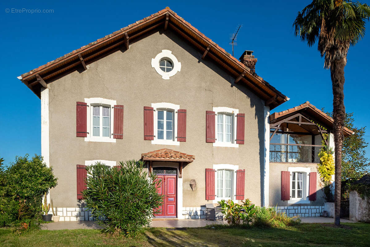 Maison à HAGETMAU