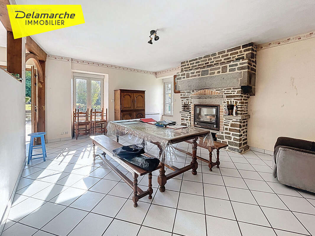 Maison à BEAUCHAMPS