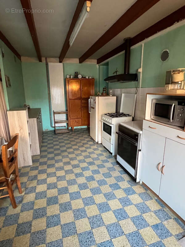 Maison à SAINTE-GEMME-LA-PLAINE