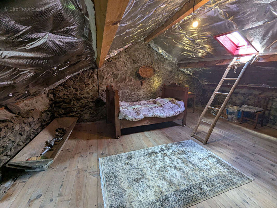 Belle Maison de caractère avec vue panoramique sur les montagnes - photo 15