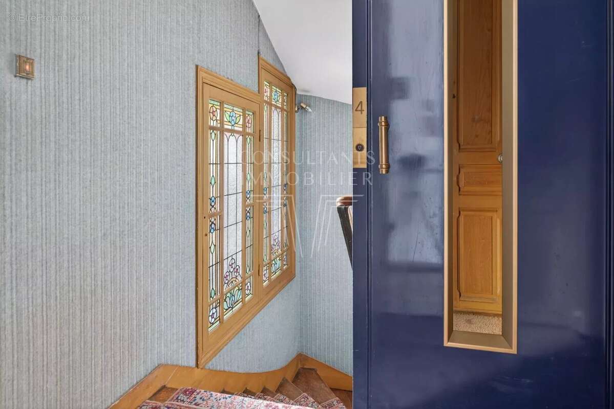 Appartement à LEVALLOIS-PERRET