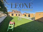 Maison à PIERRE-BENITE