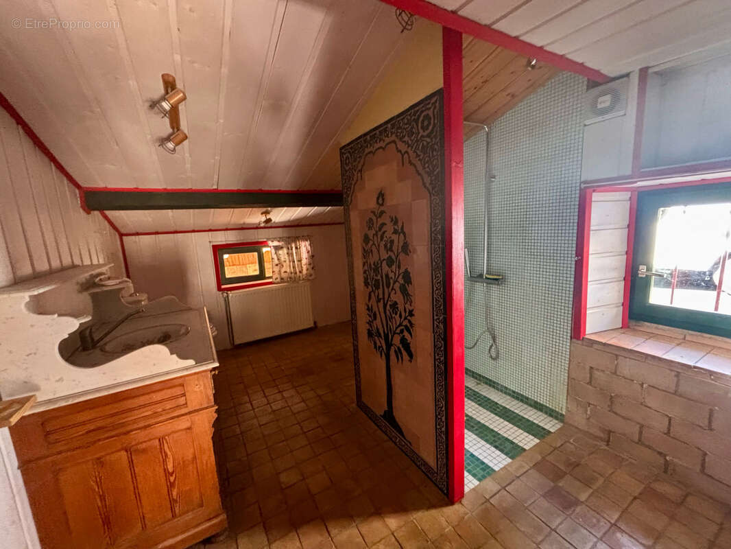 Maison à SAINT-CLEMENT-SUR-VALSONNE