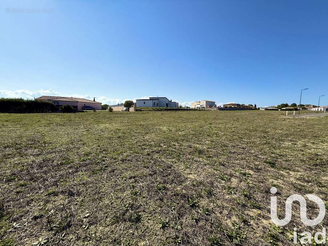 Photo 8 - Terrain à VILLENEUVE-LES-MONTREAL