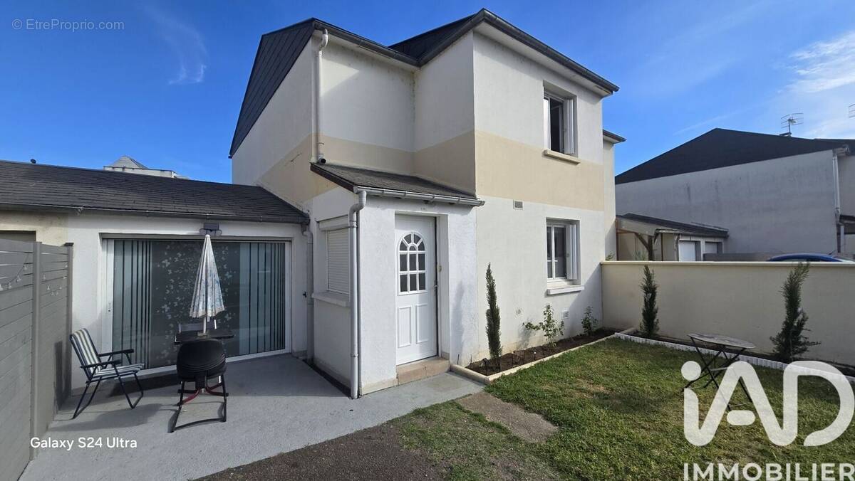 Photo 1 - Maison à SAINT-AMAND-MONTROND