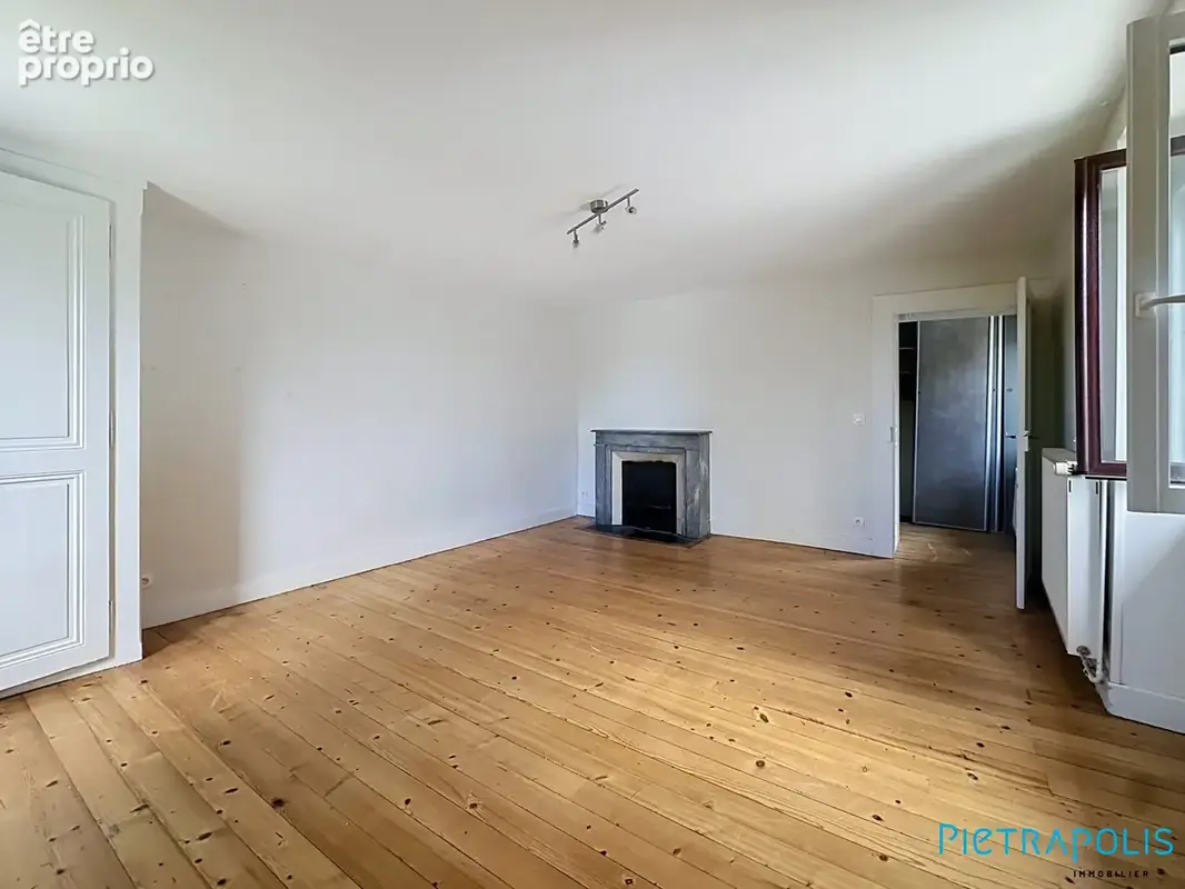 Appartement 139 m² à Gex  - photo 5