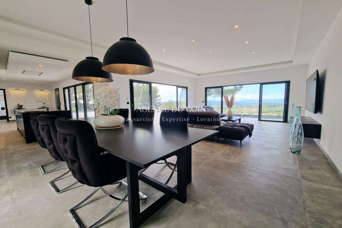 Maison à DRAGUIGNAN