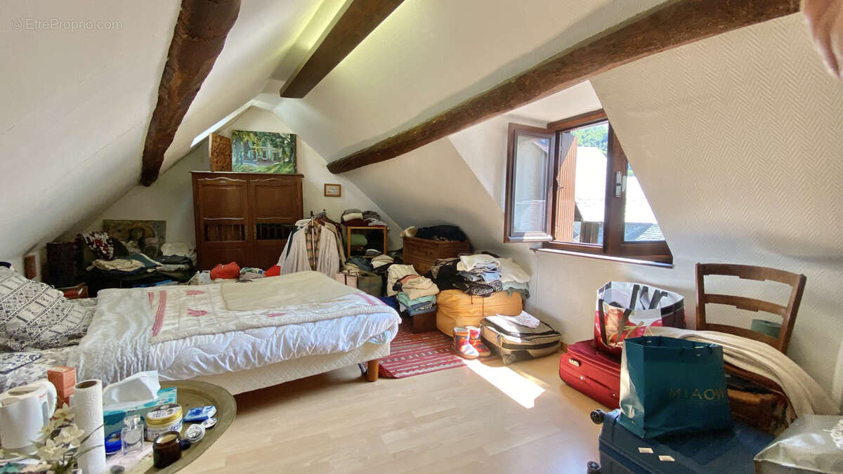 Maison à LUZ-SAINT-SAUVEUR