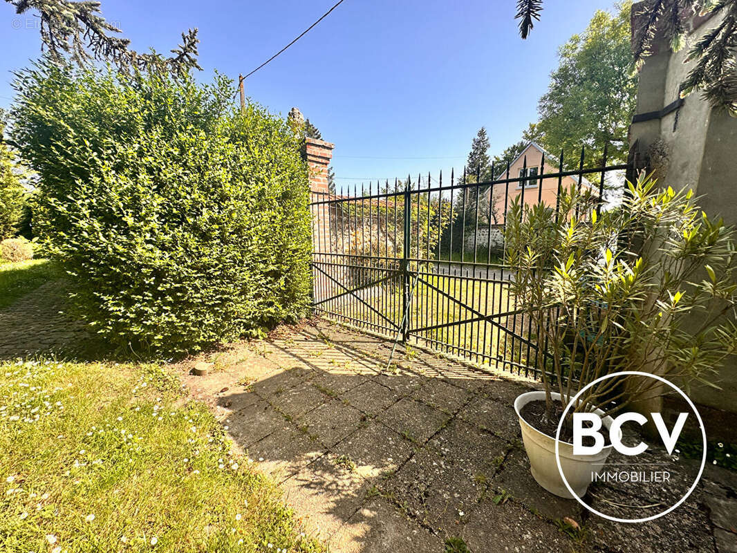 Maison à BAILLEAU-LE-PIN