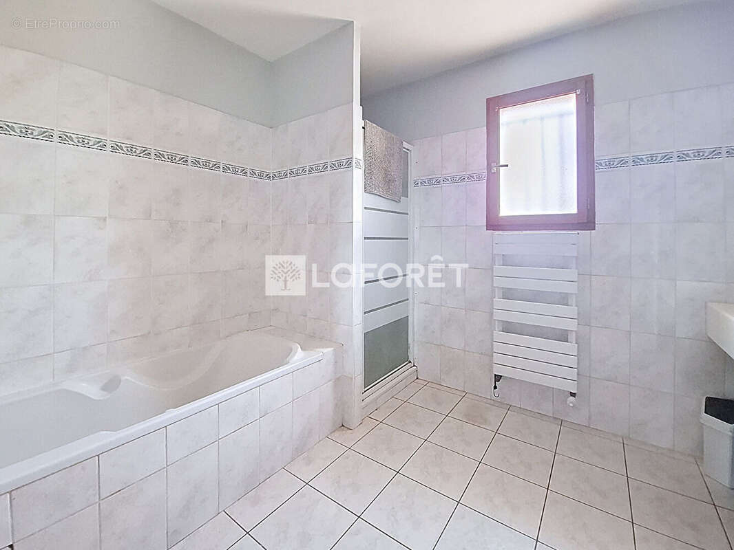 Maison à VILLIE-MORGON