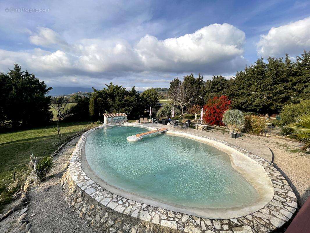 Maison à MONTAUROUX