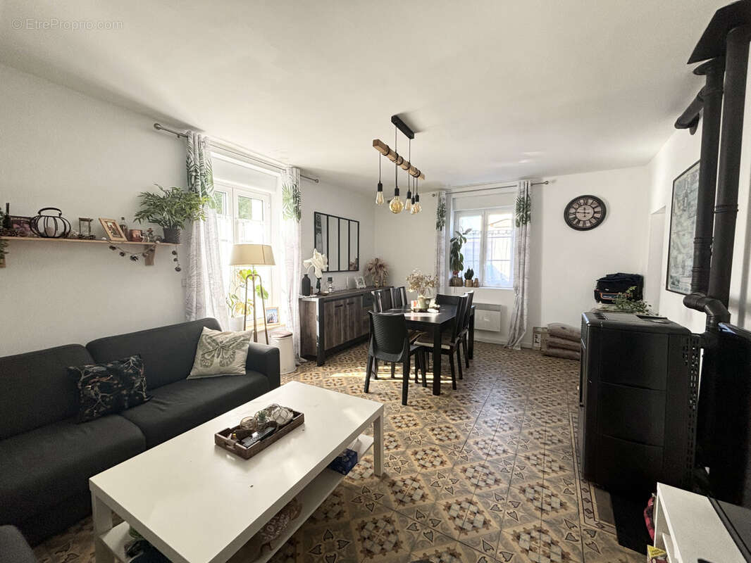 Maison à QUINCY-VOISINS