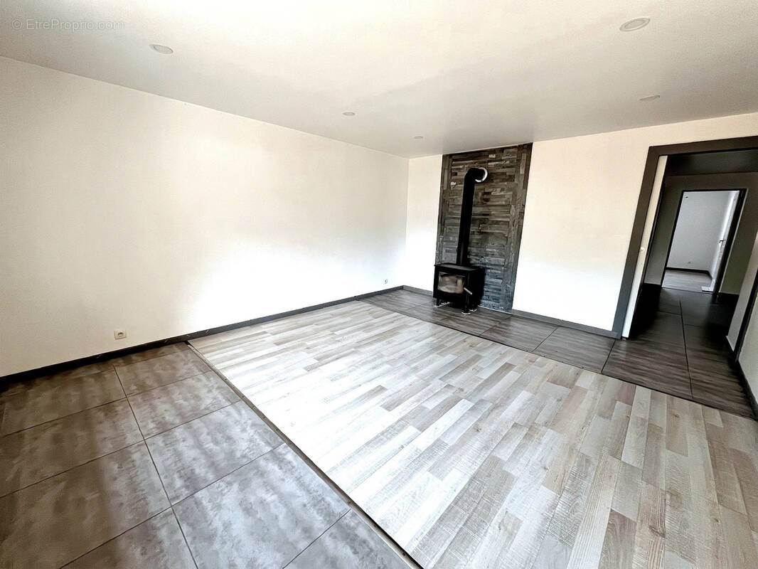 Appartement à MAGLAND