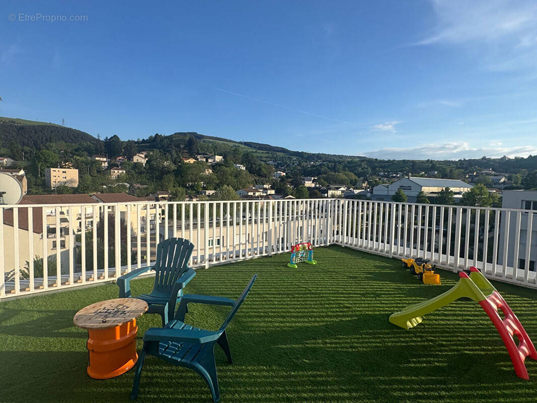 Appartement à SAINT-ETIENNE