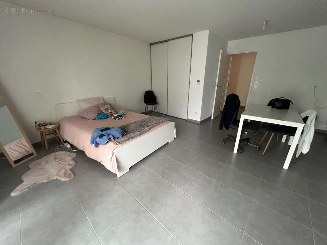 Appartement à CASTELNAU-LE-LEZ