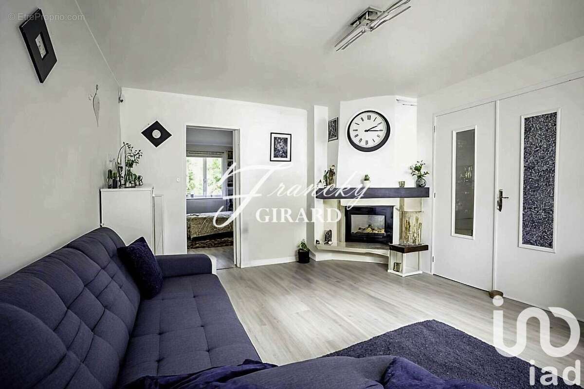 Photo 2 - Maison à VILLIERS-LE-BEL