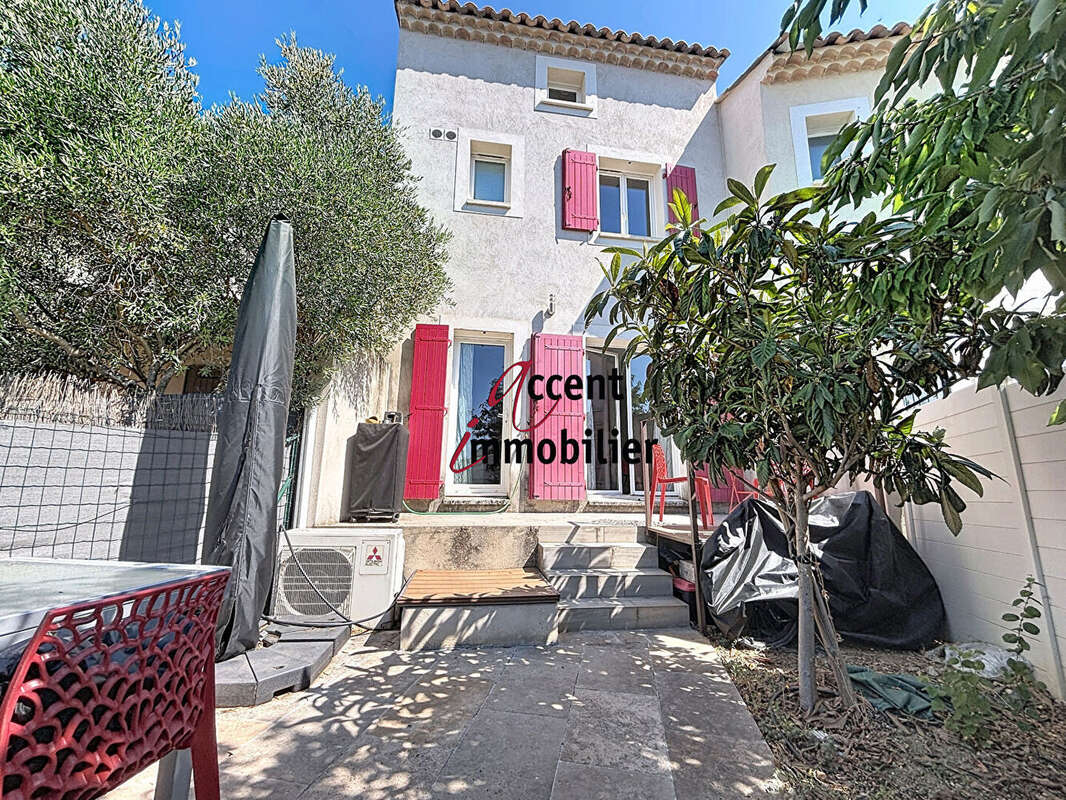 Maison à MERINDOL