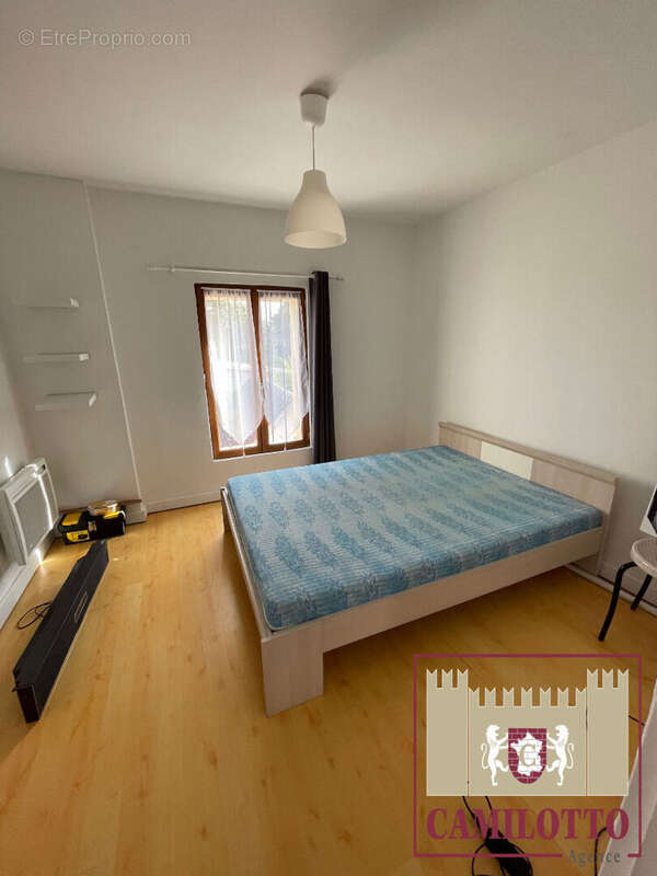 Appartement à FAVEROLLES