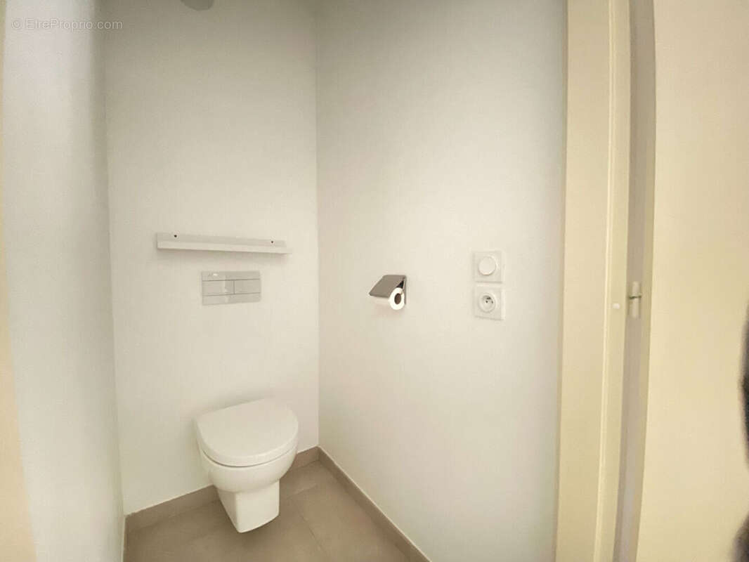 Appartement à MARSEILLE-2E