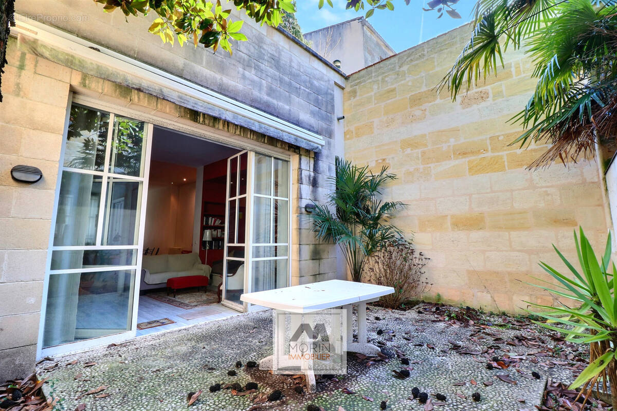 Appartement à BORDEAUX