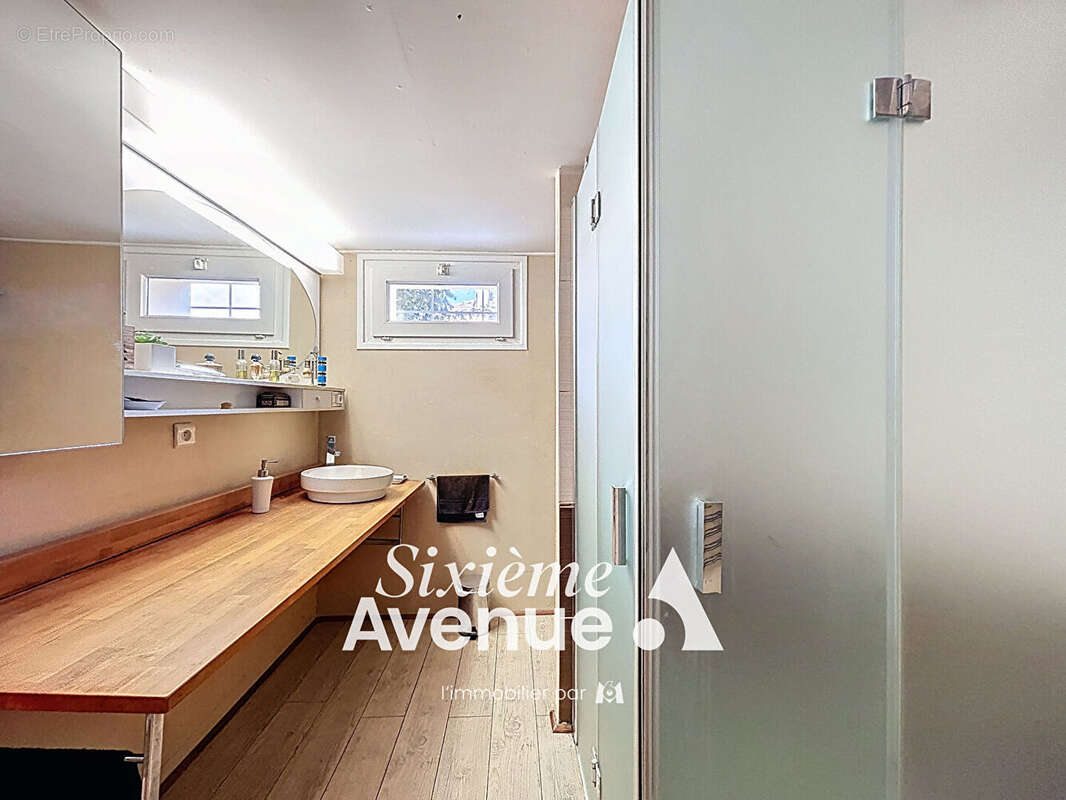 Maison à VAULX-EN-VELIN