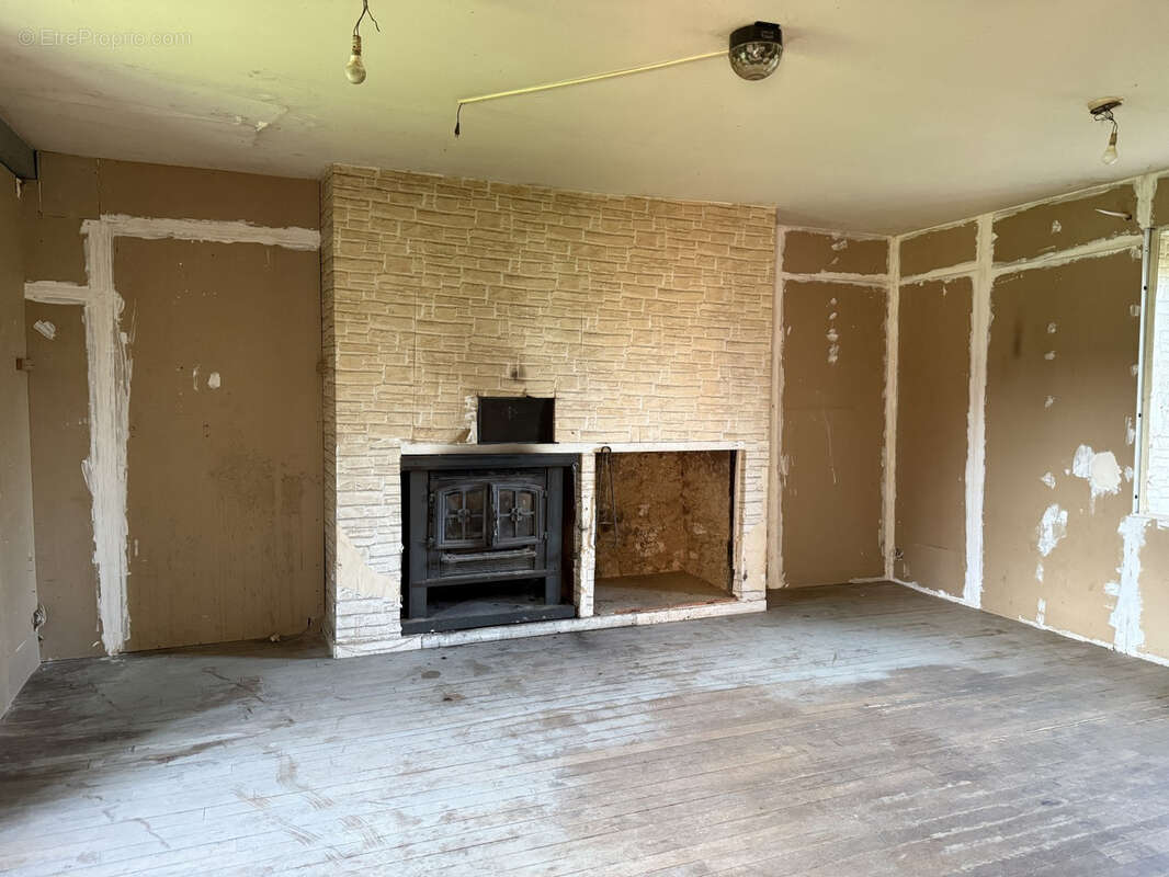 Maison à PERPEZAC-LE-NOIR