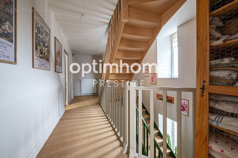 Maison à MORET-SUR-LOING