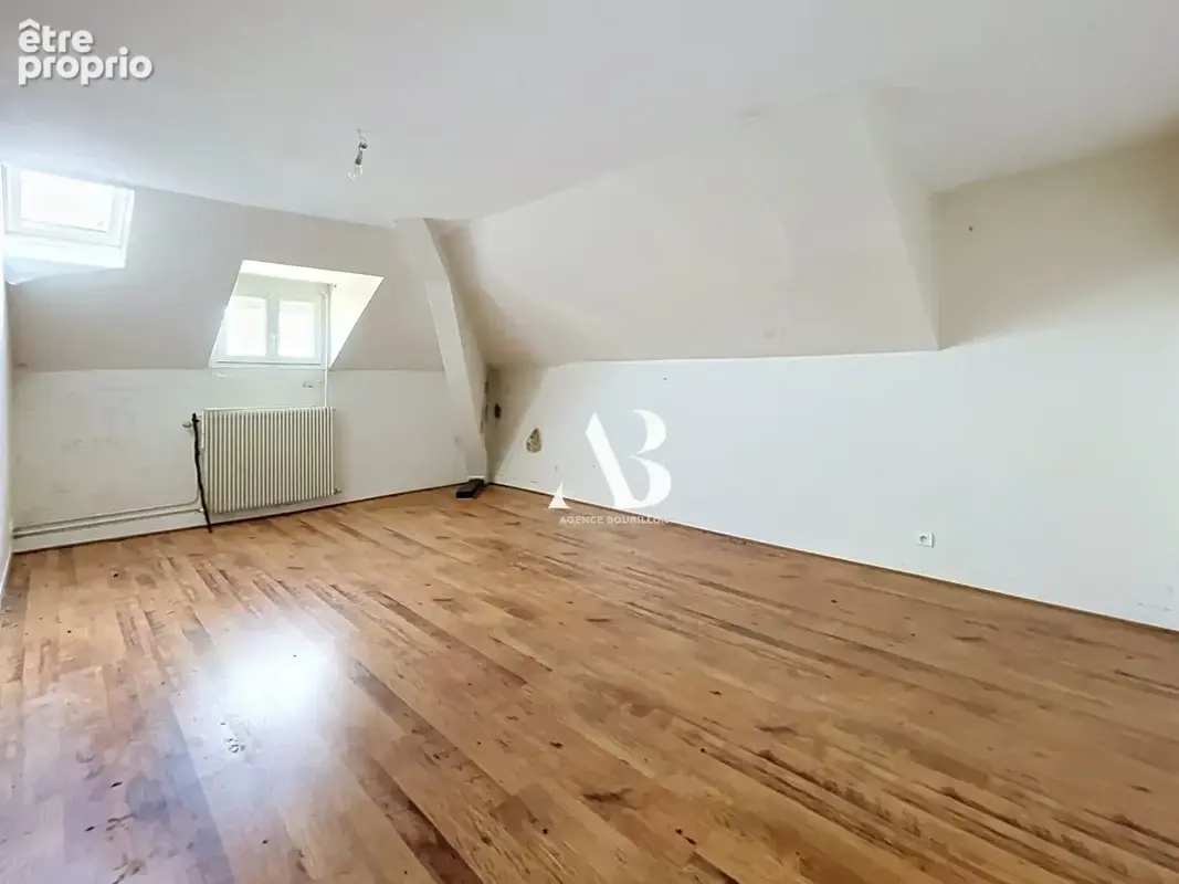 immeuble de 347 m2 sur un terrain de 1047 m2 - photo 17