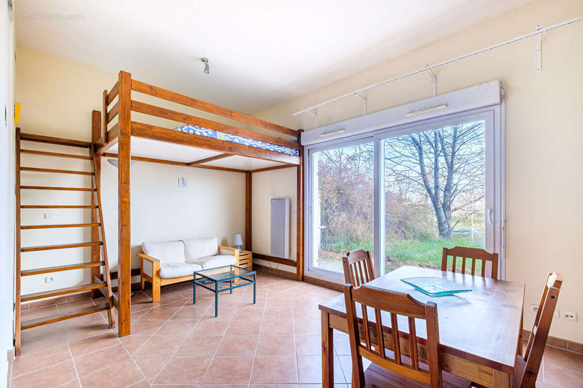 Appartement à BRON