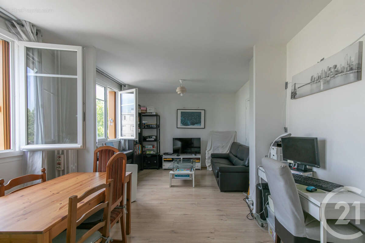 Appartement à CHAMPIGNY-SUR-MARNE
