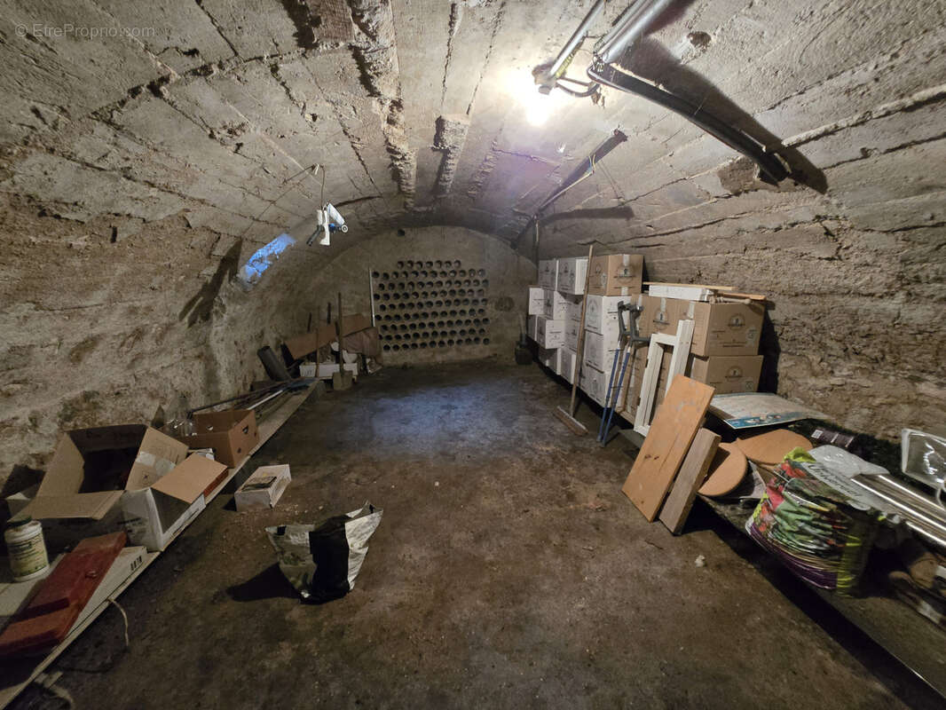 Maison à VARENNES-SUR-ALLIER