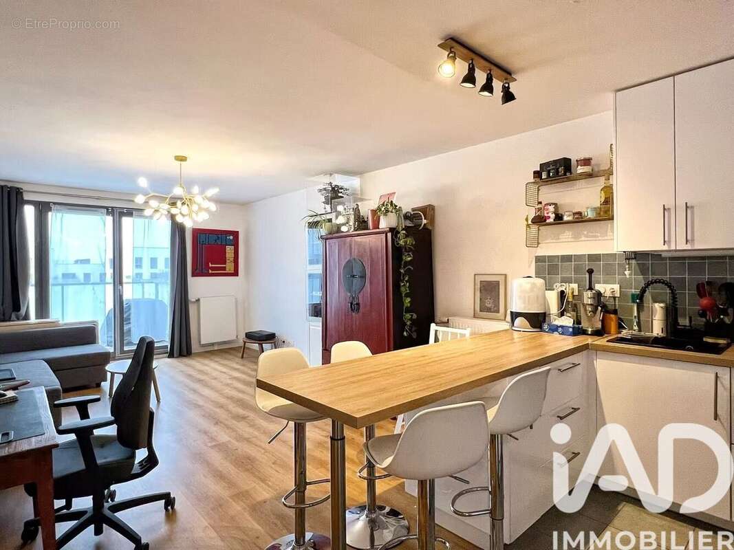 Photo 3 - Appartement à BUSSY-SAINT-GEORGES