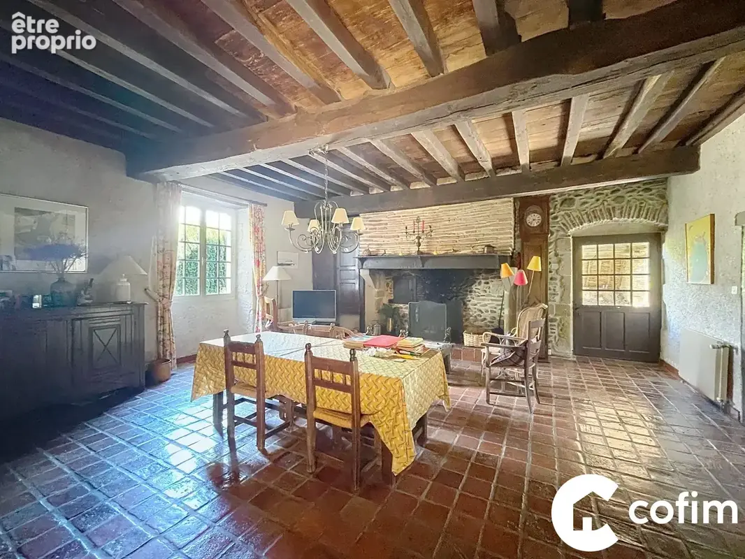 Maison 344 m² à Serres-Castet  - photo 7