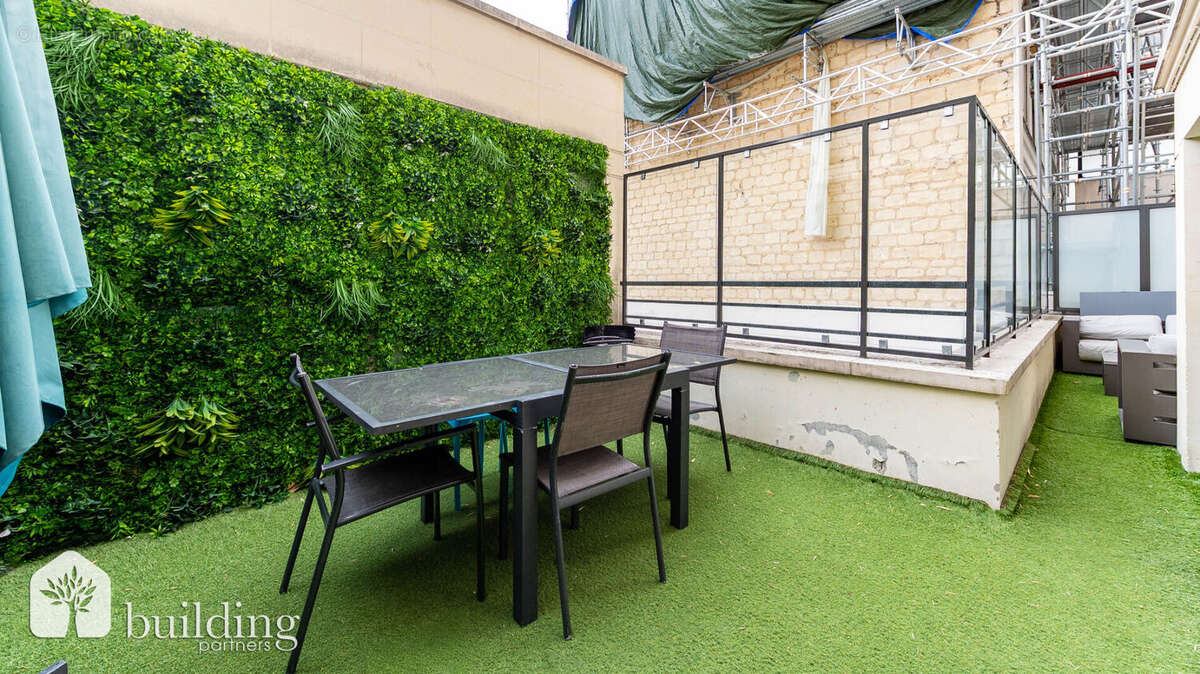 Appartement à LEVALLOIS-PERRET