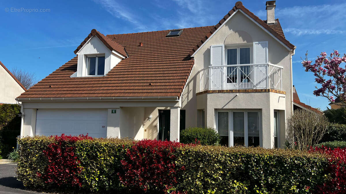 Maison à LE PLESSIS-BOUCHARD