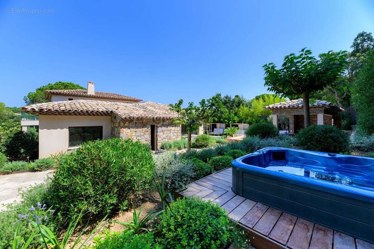 Maison à RAMATUELLE