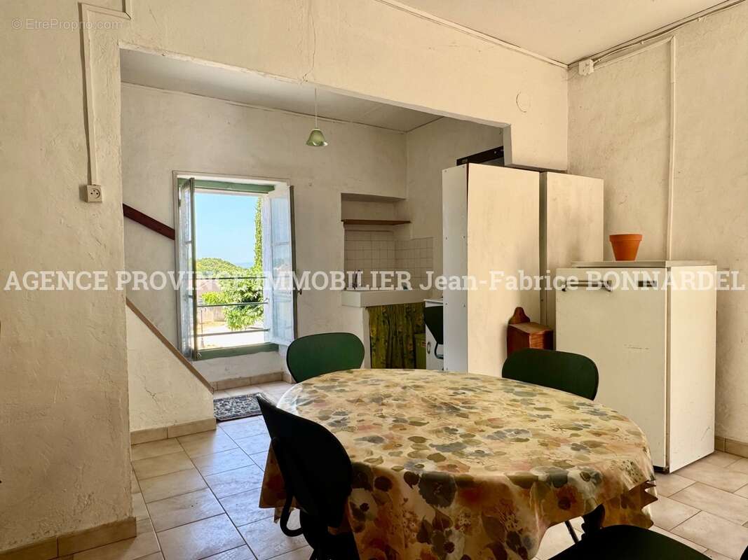Maison 35 m² à Visan  - photo 5