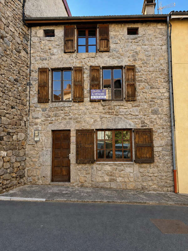 Jolie maison en pierres - photo 2