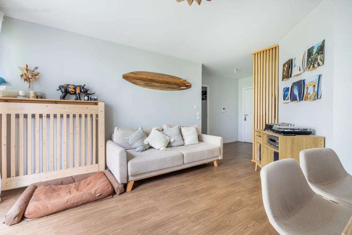 Appartement à EPINAY-SUR-ORGE