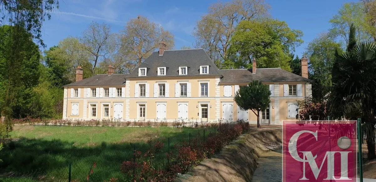 Appartement à BREUILLET