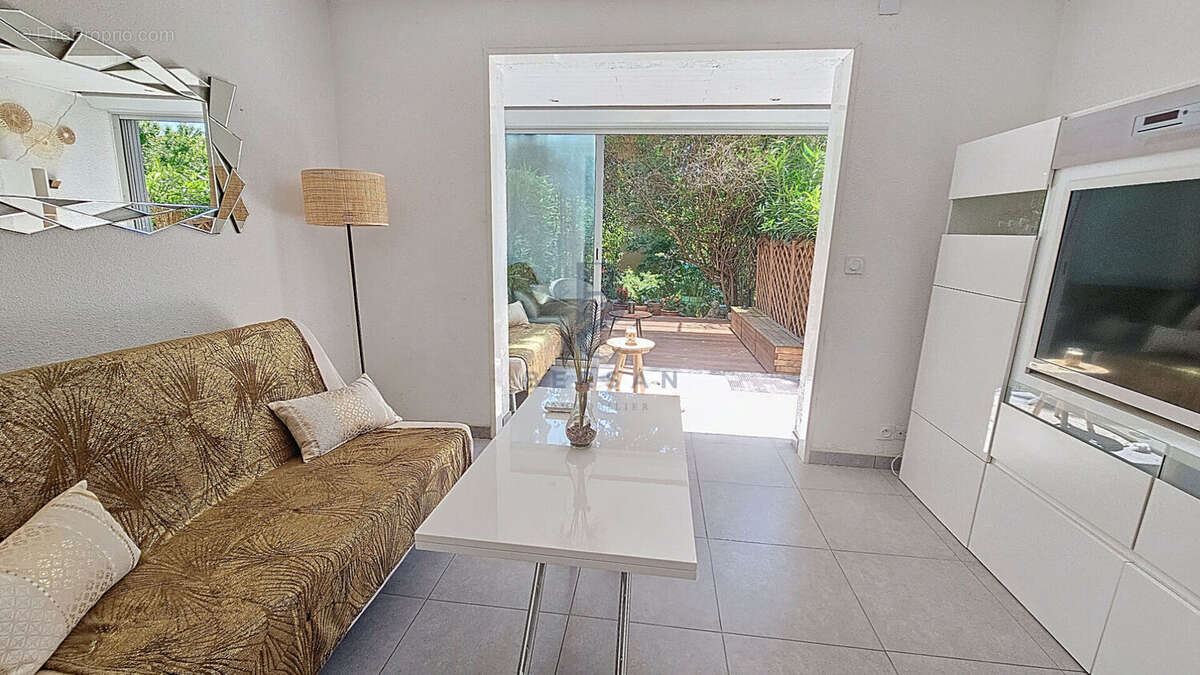 Appartement à FREJUS