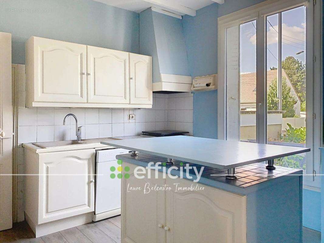 Maison à VILLECRESNES