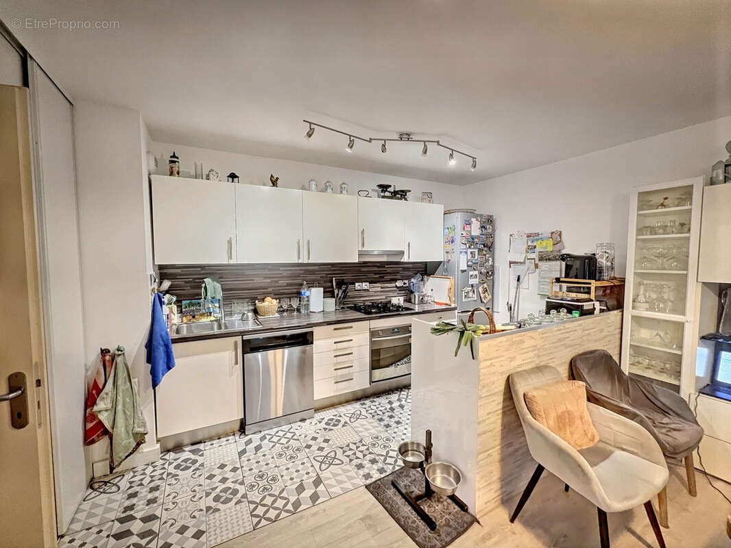 LA SEYNE-SUR-MER Appartement T2/3   60,42 m2 avec jardin - photo 3