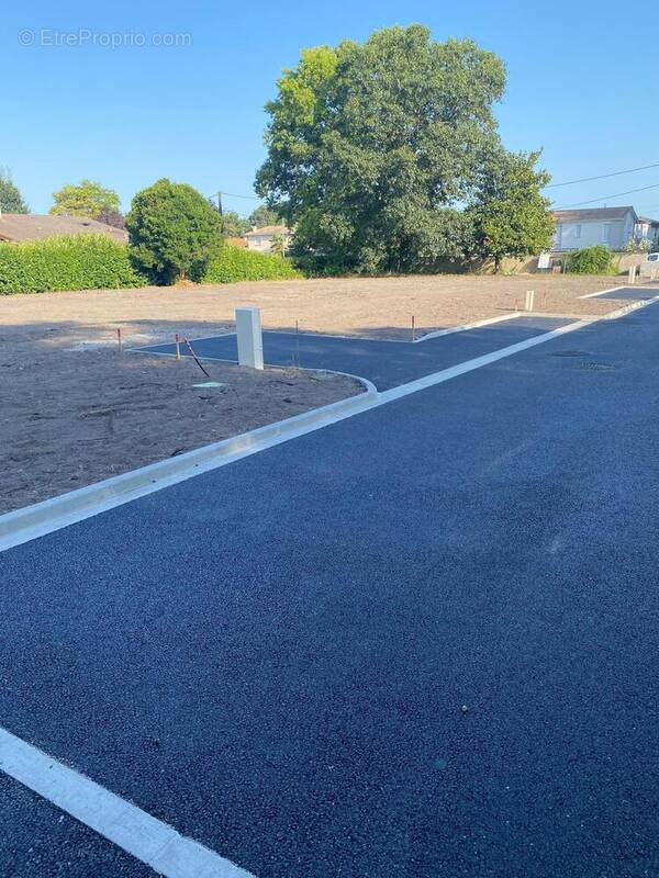Photo 1 - Terrain à MERIGNAC