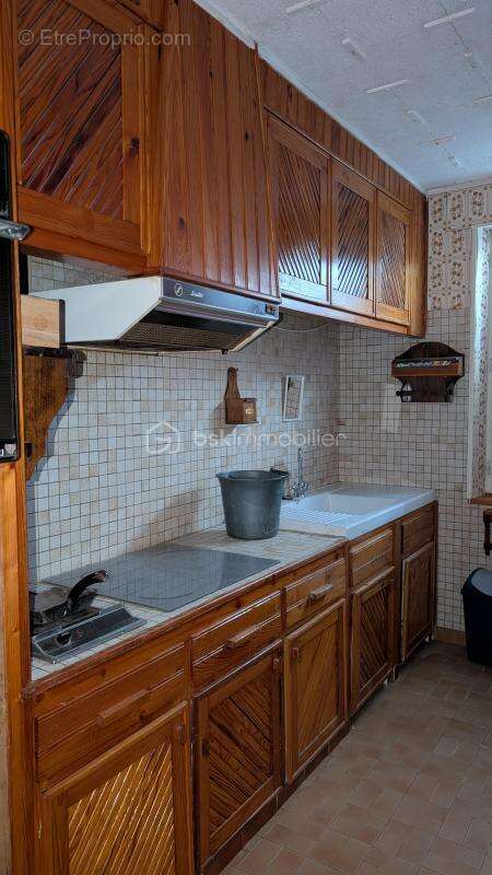 Maison à SAINT-GERMAIN-SOUS-DOUE