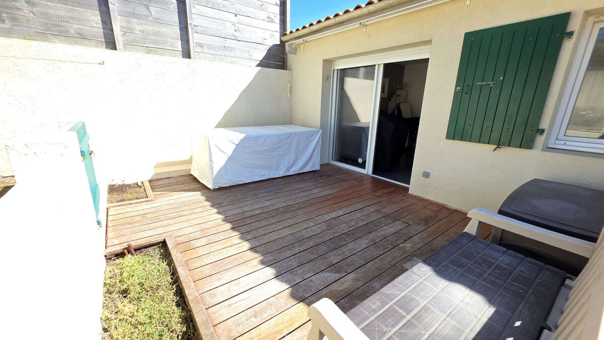 Maison à LA BREE-LES-BAINS