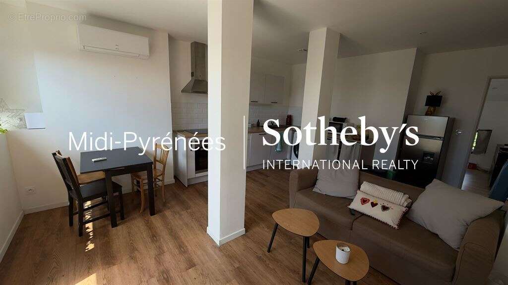 Appartement à DREMIL-LAFAGE