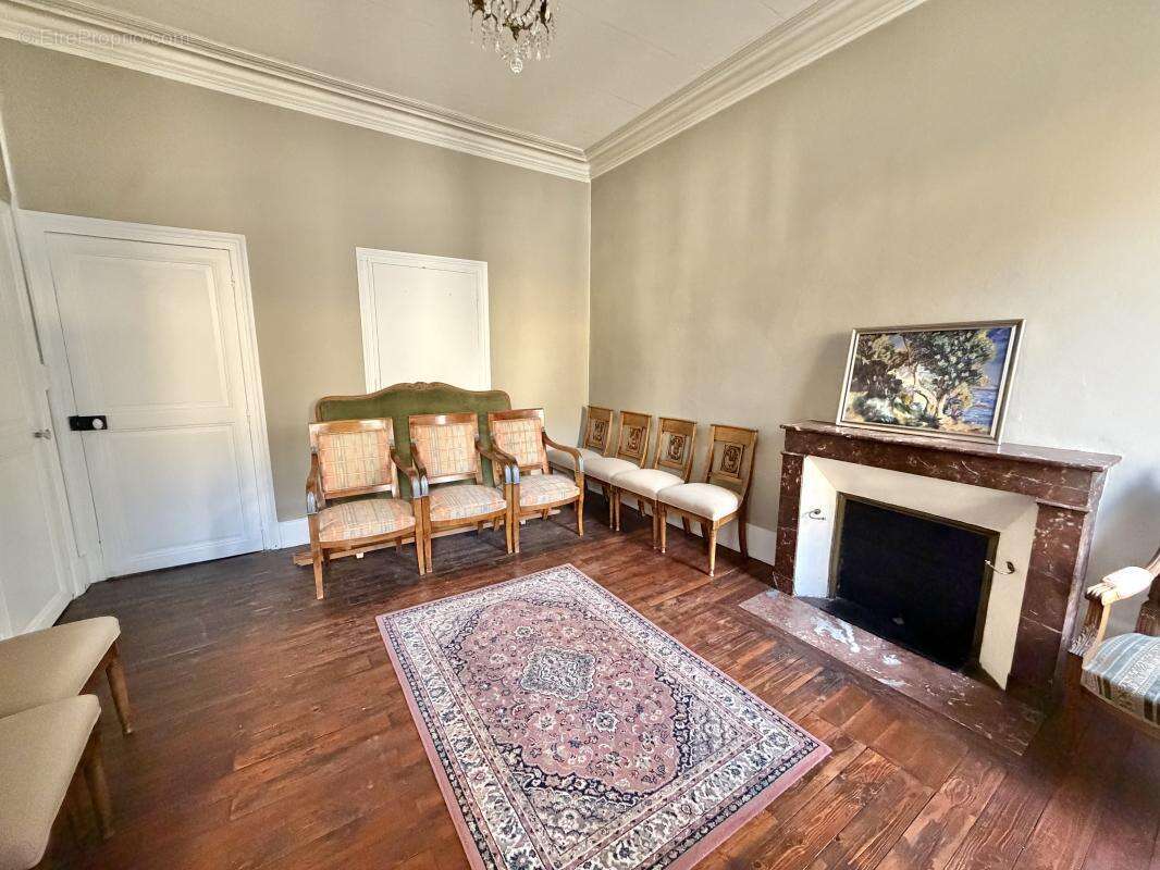 Ensemble immobilier exceptionnel à Nevers – appartement 8 - photo 2